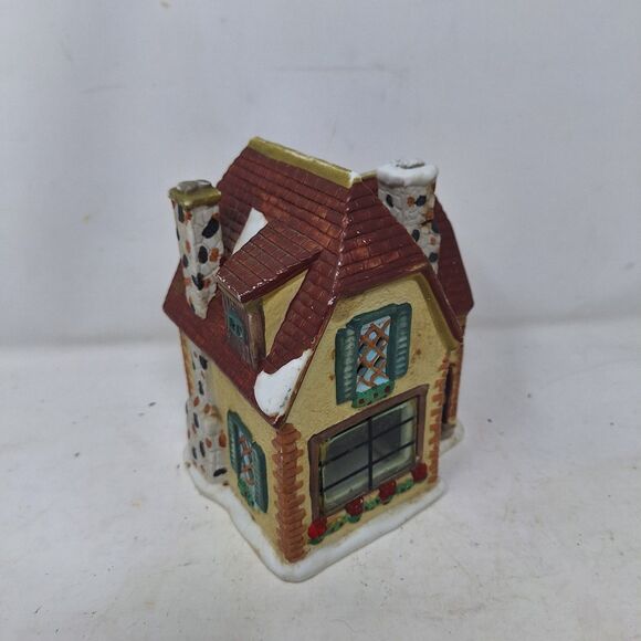 Vintage Longrich Ltd Christmas Village House Porcelain 7 Inch Painted Decoration - Picture 10 of 10